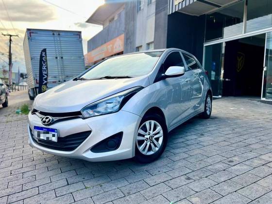 HYUNDAI HB20 1.0 COMFORT 12V FLEX 4P MANUAL HYUNDAI HB20 1.0 COMFORT 12V FLEX 4P MANUAL